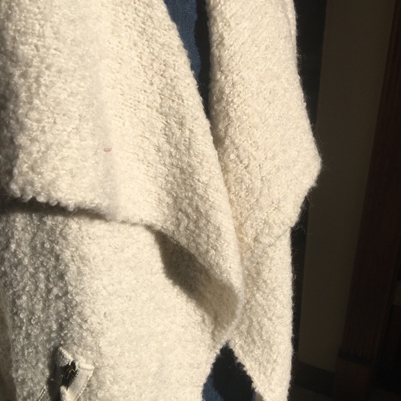 Sioni sweater - Picture 8 of 12